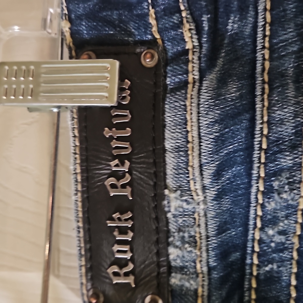 Jeans - Picture 4 of 4